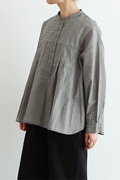 30%OFF】オオカミとフクロウ オオカミと霧に浮かぶディア