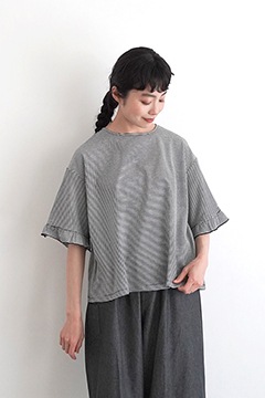 20%OFF】オオカミとフクロウ オオカミと風にゆれる月見草