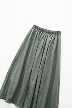 オローネ　バルーンパンツ　未使用　デニム　タンディ　オオカミとフクロウ　天然生活 オローネ バルーンパンツ 未使用 デニム タンディ オオカミと