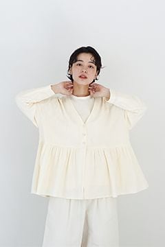 休日と詩　たっぷりギャザー　タックスカート　ポケット　オオカミとフクロウ 休日と詩 たっぷりギャザー タックスカート ポケット オオカミと
