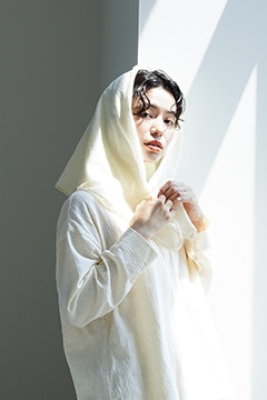 20%OFF】オオカミとフクロウ オオカミと手紙に添えたドライフラワー