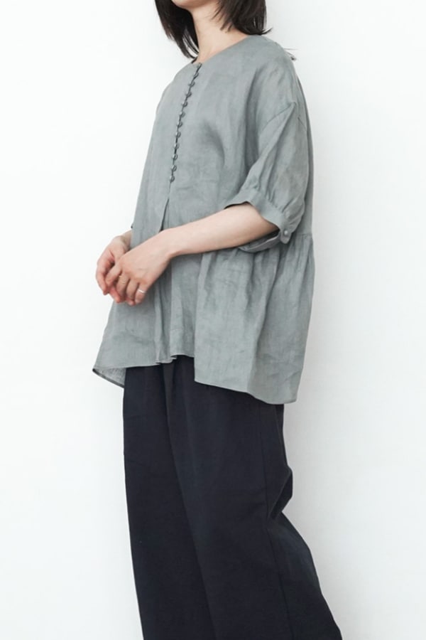 10%OFF】オオカミとフクロウ オオカミと窓辺の小さな灯り | オオカミと