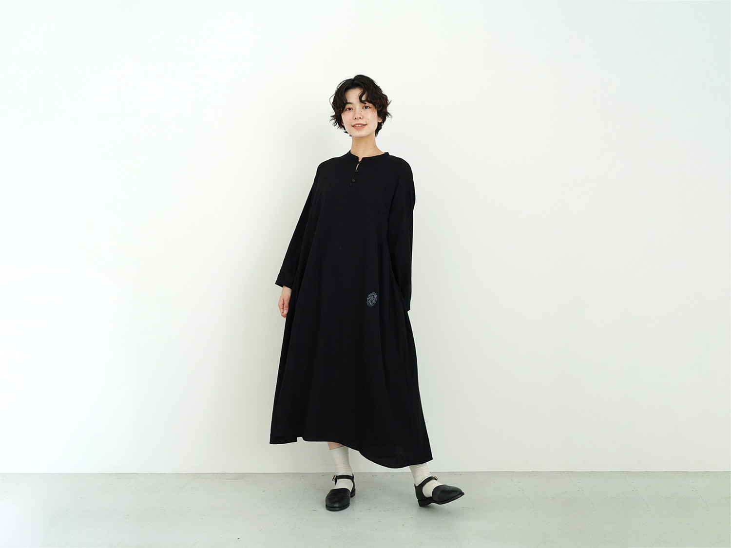 TANDEY　オオカミとフクロウ　オオカミと唄うたいのグリ　黒チェック　コート 24_000000001551.jpg?1737359749
