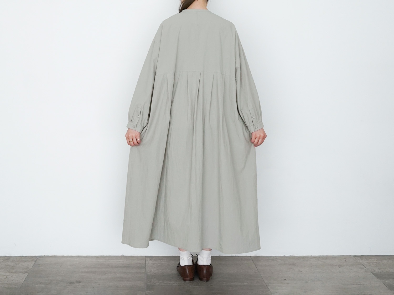 オオカミとフクロウ オオカミと今宵、月の丘で“ワンピース” | オオカミ