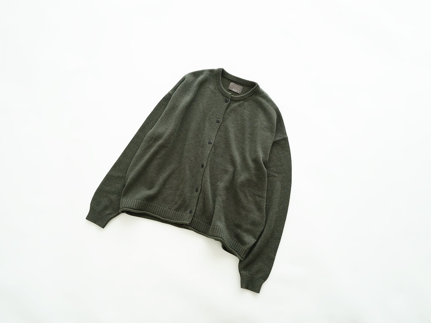 オローネ リーネルカーディガン | オローネ | TANDEY ONLINE STORE