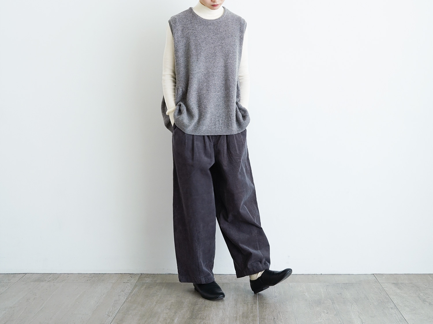 休日と詩 ニューボンボンパンツ“コーデュロイ” | 休日と詩