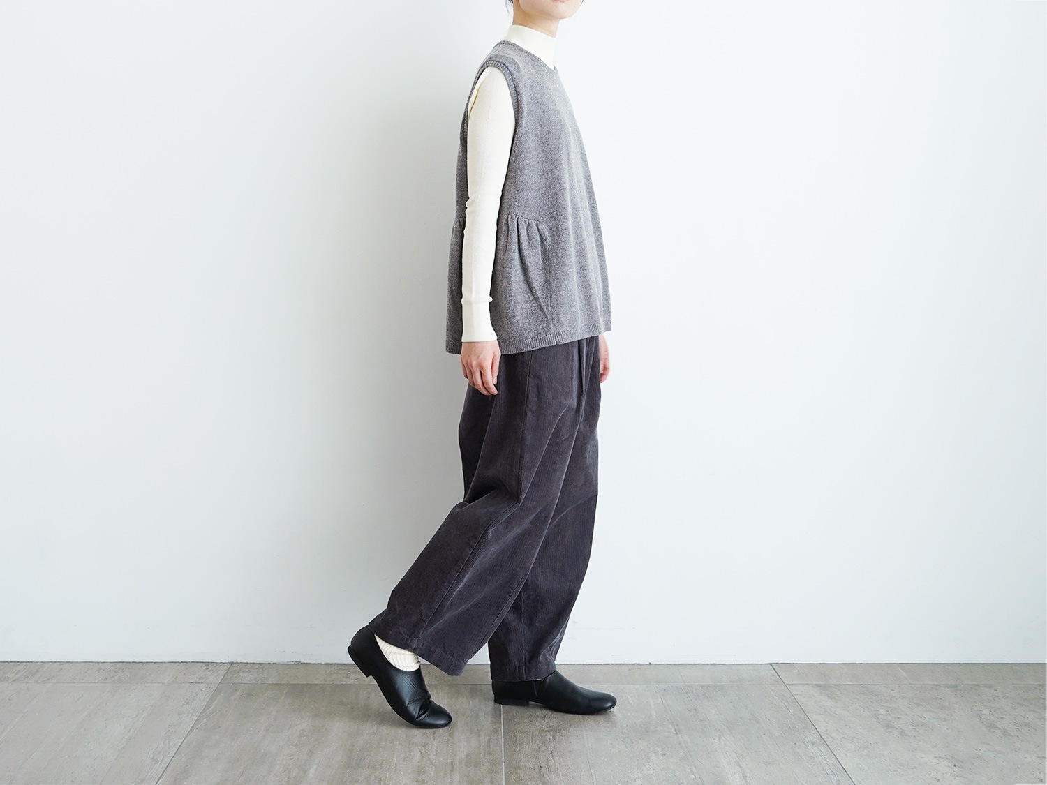 10%OFF】休日と詩 ニューボンボンパンツ“コーデュロイ” | 休日と詩