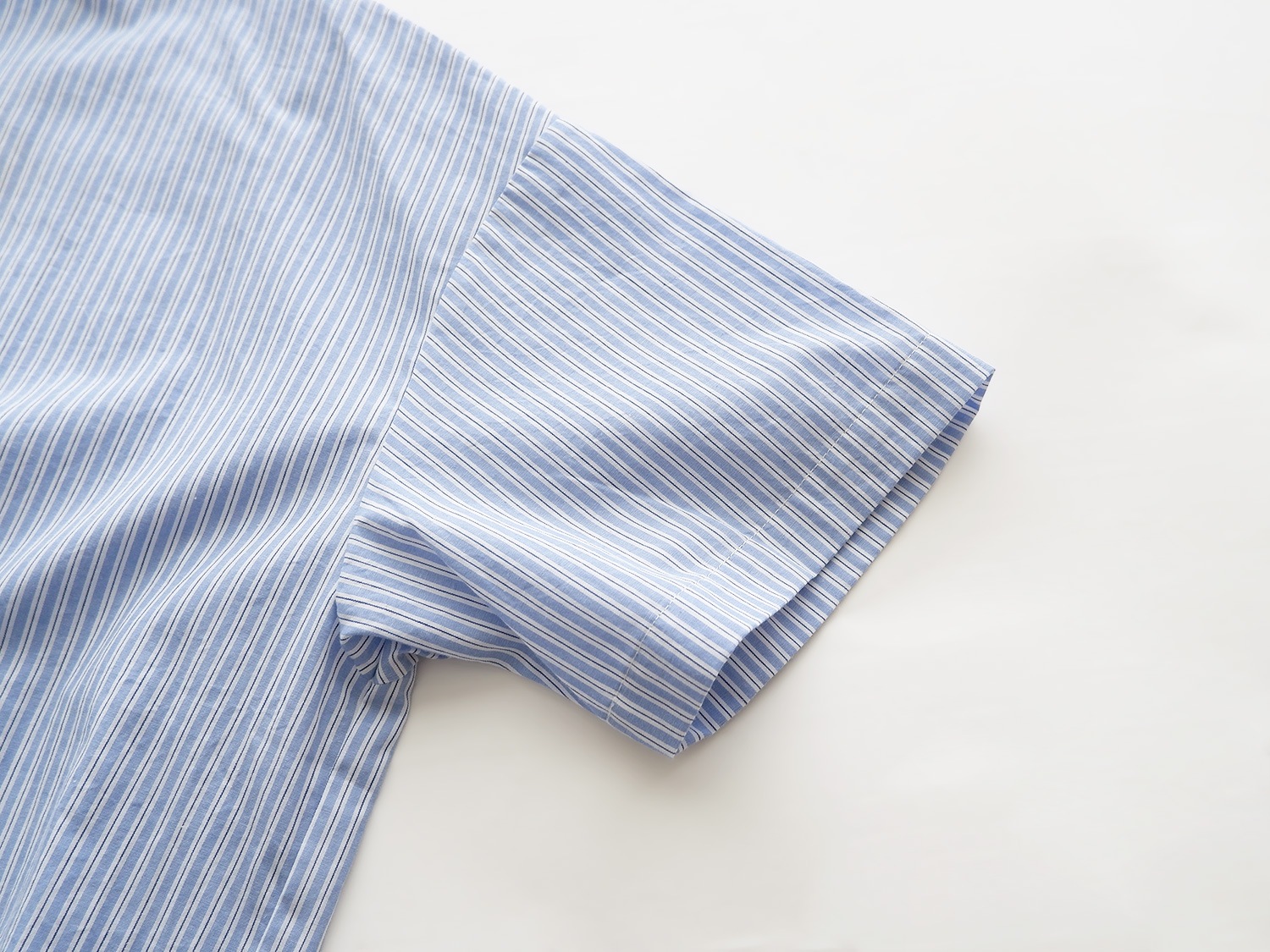 Tandey 休日と詩 『ピーナッツシャツ』ブラックストライプ 20%OFF】休日と詩 ピーナッツシャツ | 休日と詩 | TANDEY ONLINE