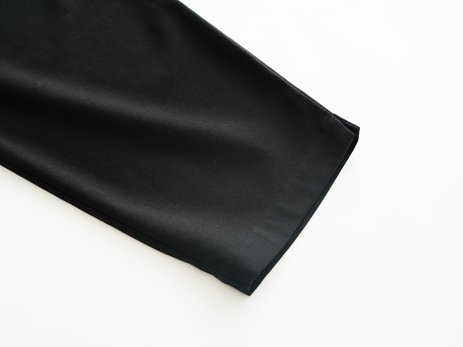 オローネ バルーンロングパンツ