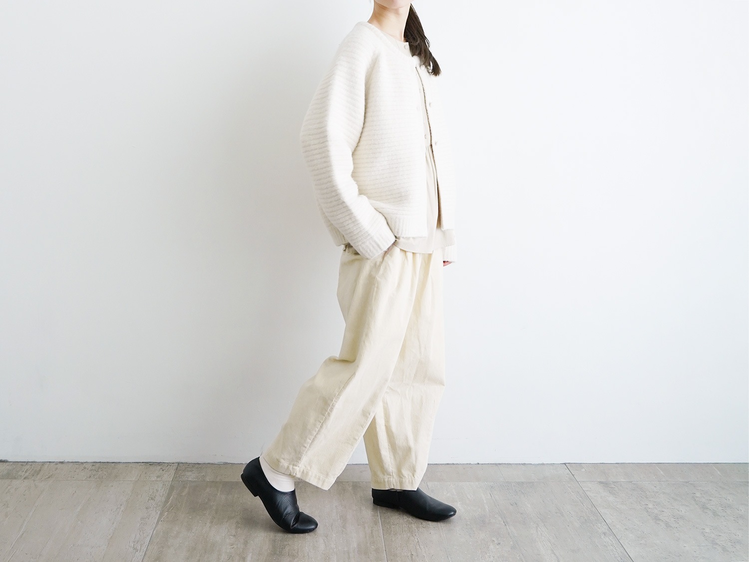 40%OFF】オオカミとフクロウ オオカミとまるい羊のチャーミー