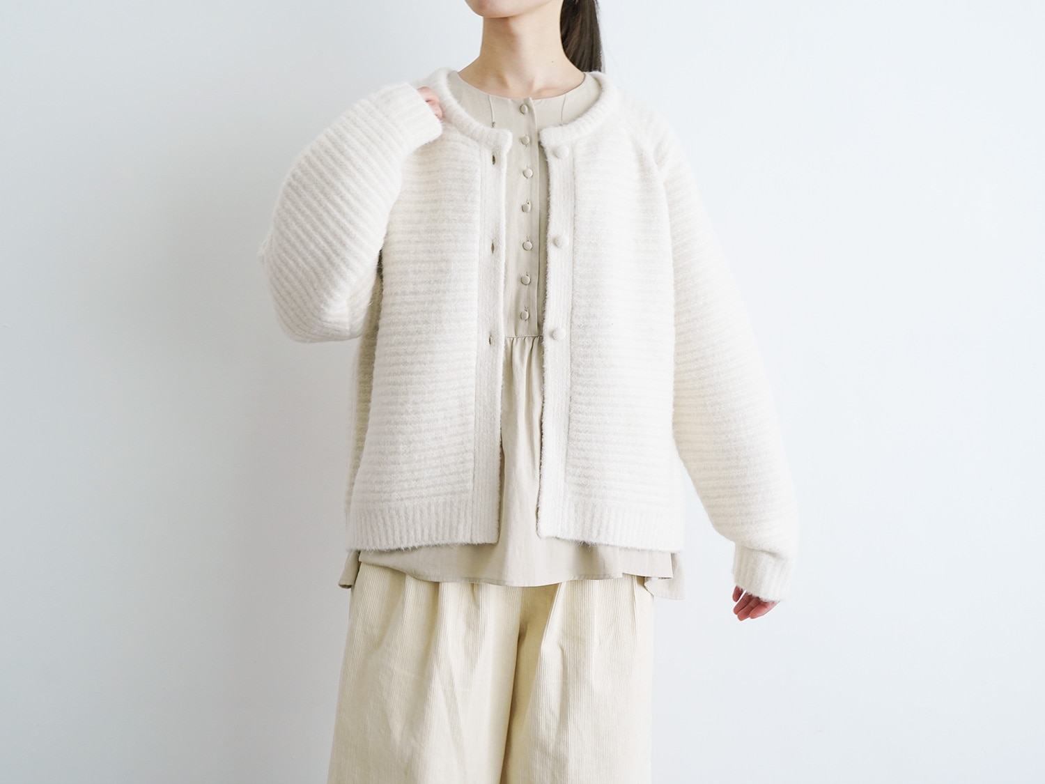 40%OFF】オオカミとフクロウ オオカミとまるい羊のチャーミー