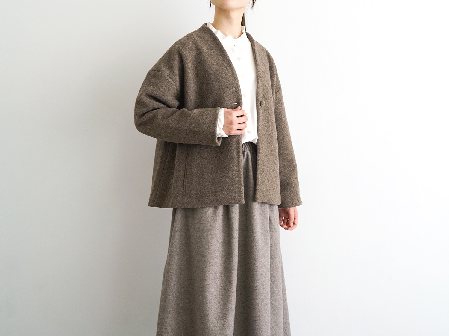 オオカミとフクロウ　ノーカラーカーディガン オオカミとフクロウ オオカミと真夜中のティータイム“はおり