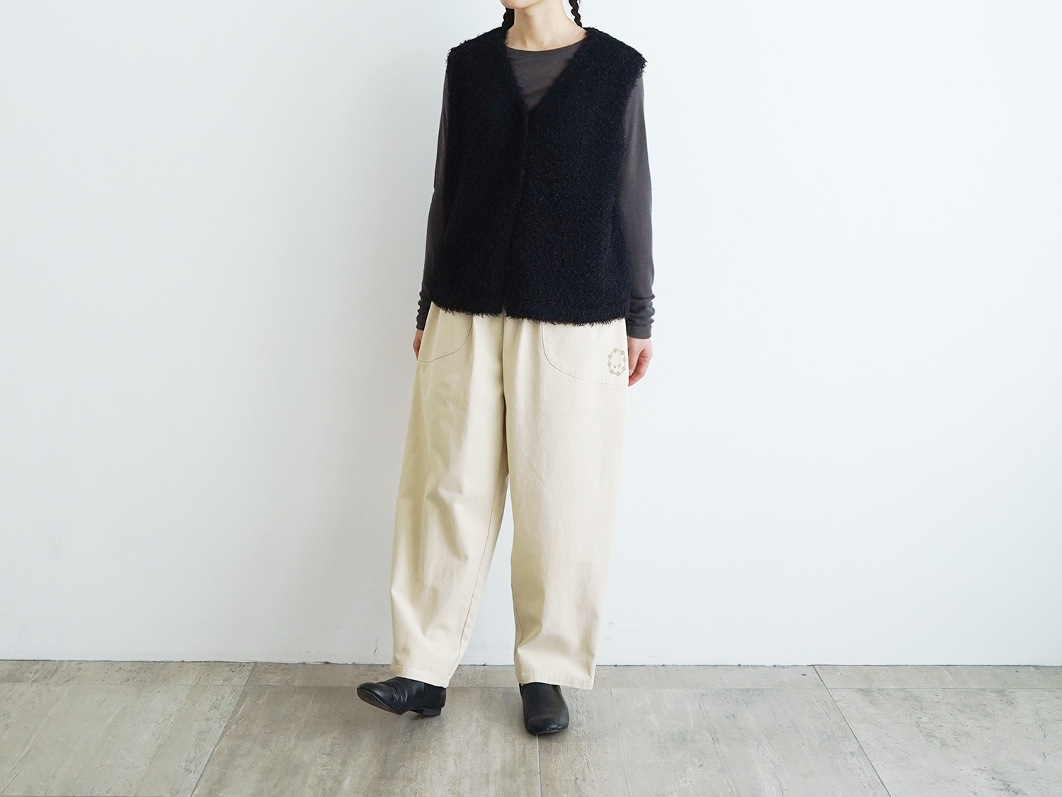 30%OFF】オオカミとフクロウ オオカミと手紙に添えたドライフラワー