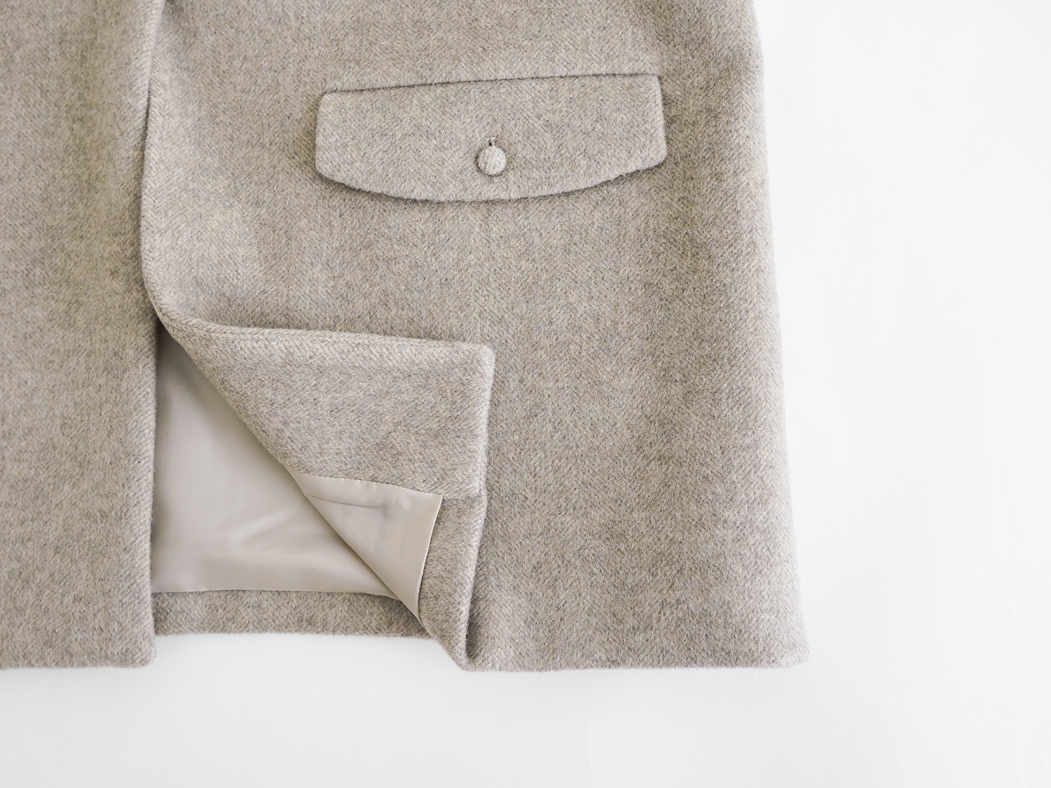 10%OFF】オオカミとフクロウ オオカミと新しい朝と灯りと“がいとう