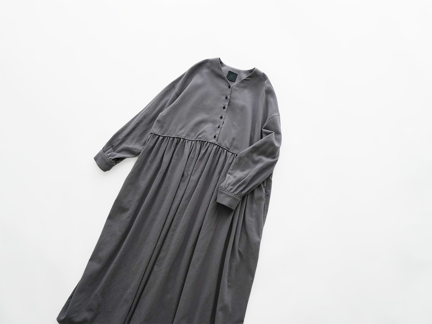 オオカミとフクロウ オオカミとオルゴールと月の声“ワンピース