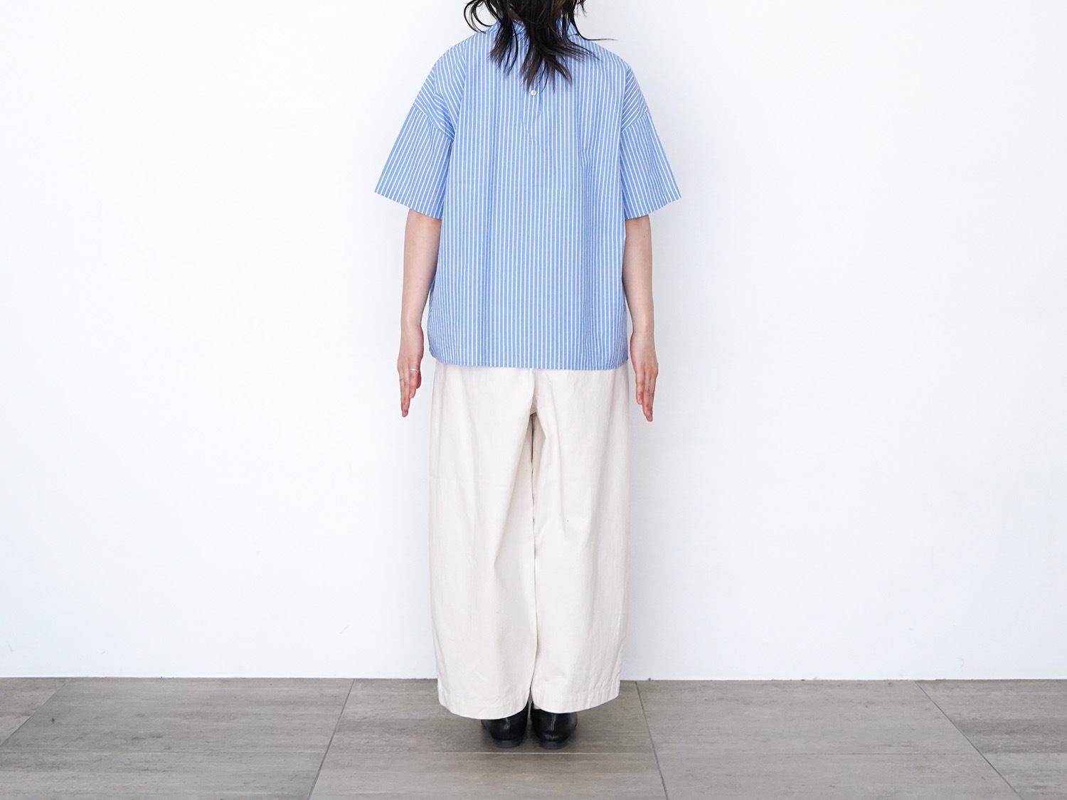 休日と詩 小さなポケットの半袖ブラウス | 休日と詩 | TANDEY ONLINE STORE