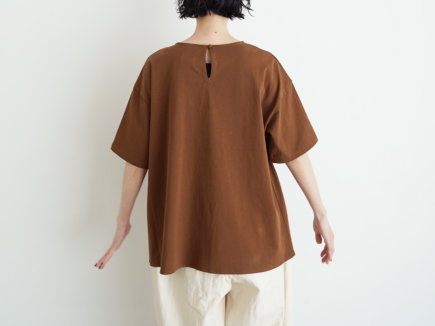 オオカミとフクロウ　シャツ 30%OFF】オオカミとフクロウ オオカミと緑につづく青と