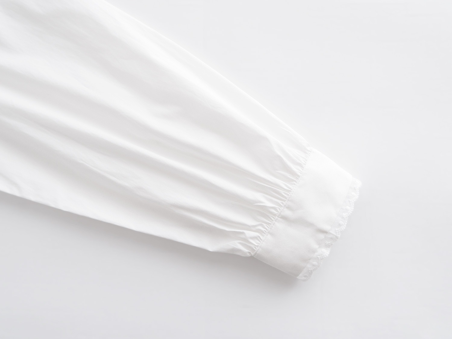 Tandey 雨のリュウグウ　アマツバメ　ホワイト 10%OFF】雨のリュウグウ 雨の帳 - amenotobari- | 雨の