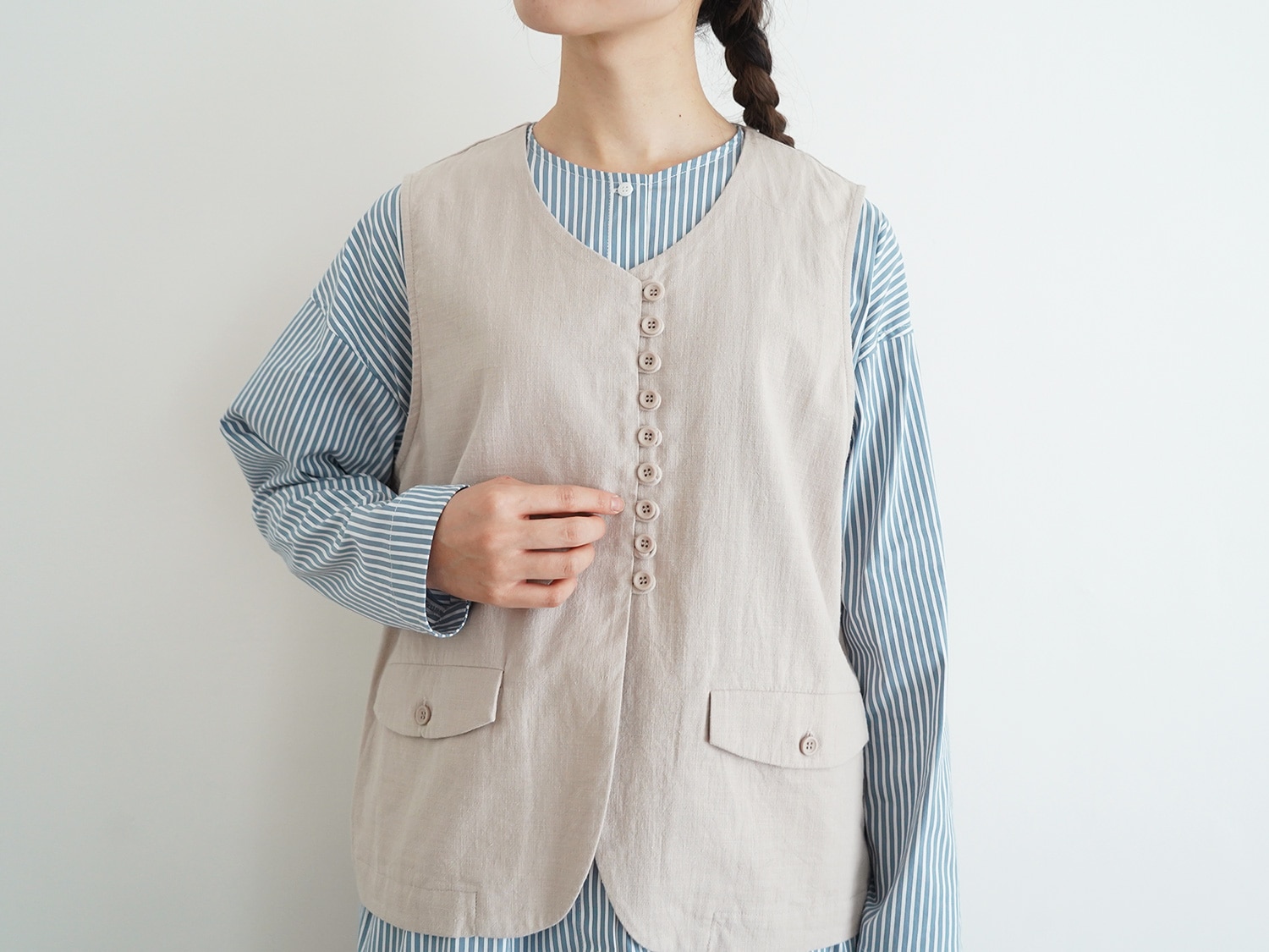 【美品】オオカミとフクロウ オオカミとリリッカの新しい朝 ベスト 美品】オオカミとフクロウ オオカミとリリッカの新しい朝 ベスト