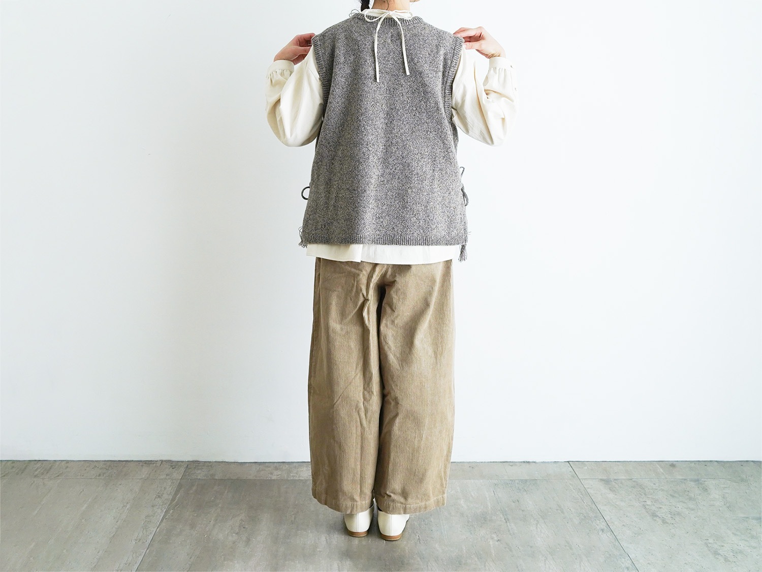 10%OFF】オオカミとフクロウ オオカミと夜のパンとホットミルク“あわせ