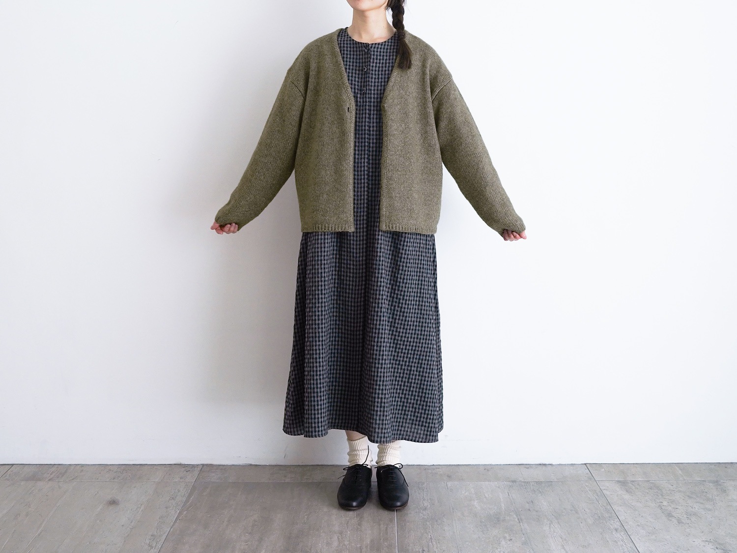 オオカミとフクロウ オオカミと真夜中のティータイム“つつみ