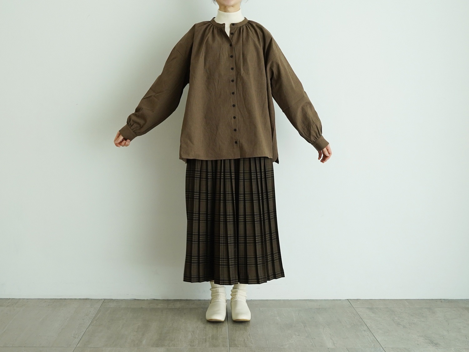 10%OFF】オオカミとフクロウ オオカミと踊る季節のダンス | オオカミと