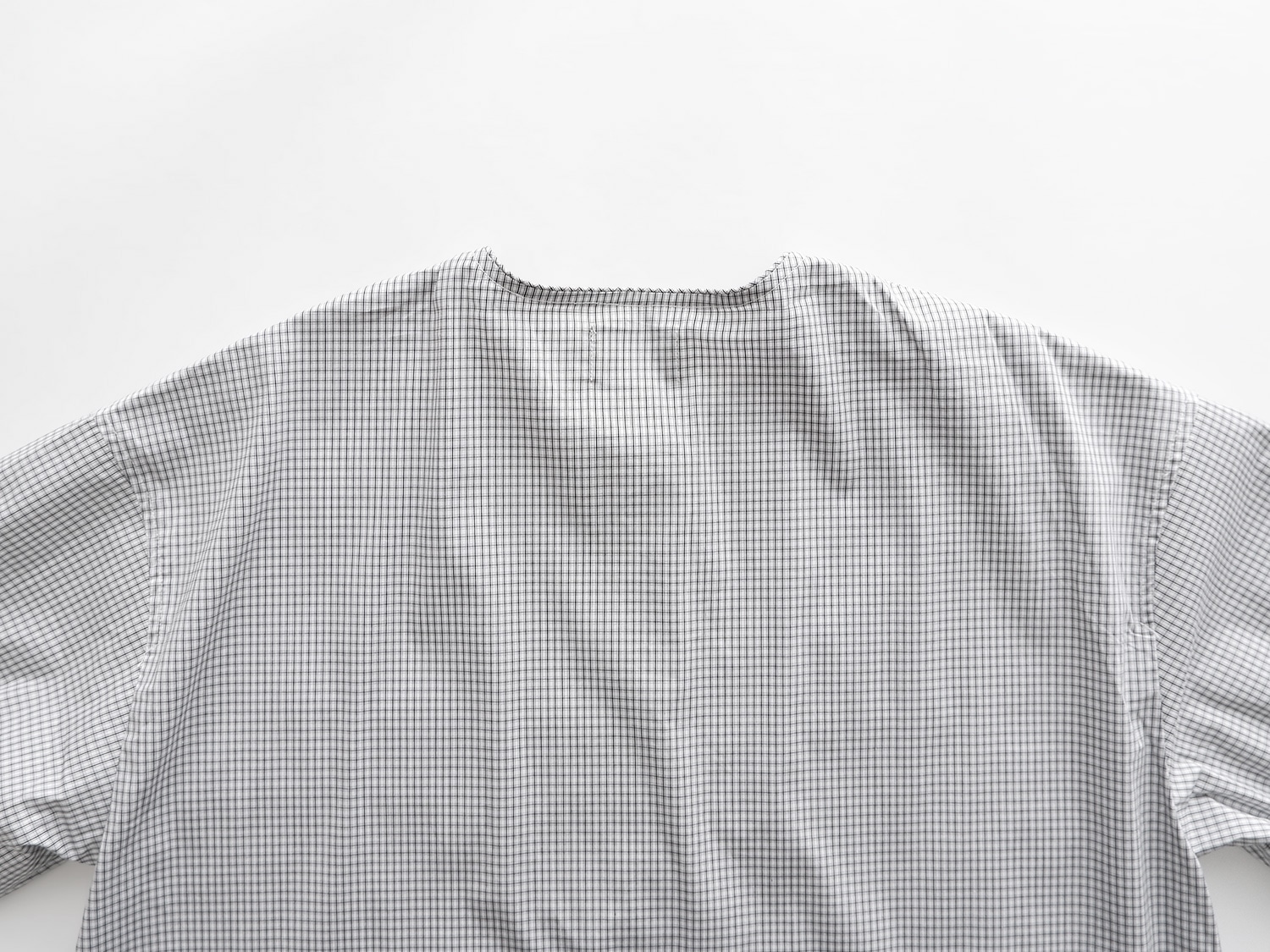 tandey シネマポロニット シネマポロニット| ……………….………………. 涼しげな透け感で、夏にも