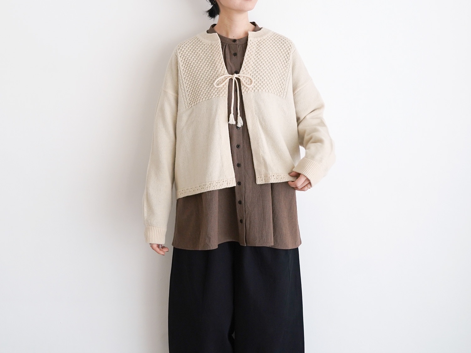 【新品タグ付】 オオカミとフクロウ オオカミとゼンマイ仕掛けのペロ カーディガン オオカミとフクロウ オオカミとゼンマイ仕掛けのペロ | オオカミと