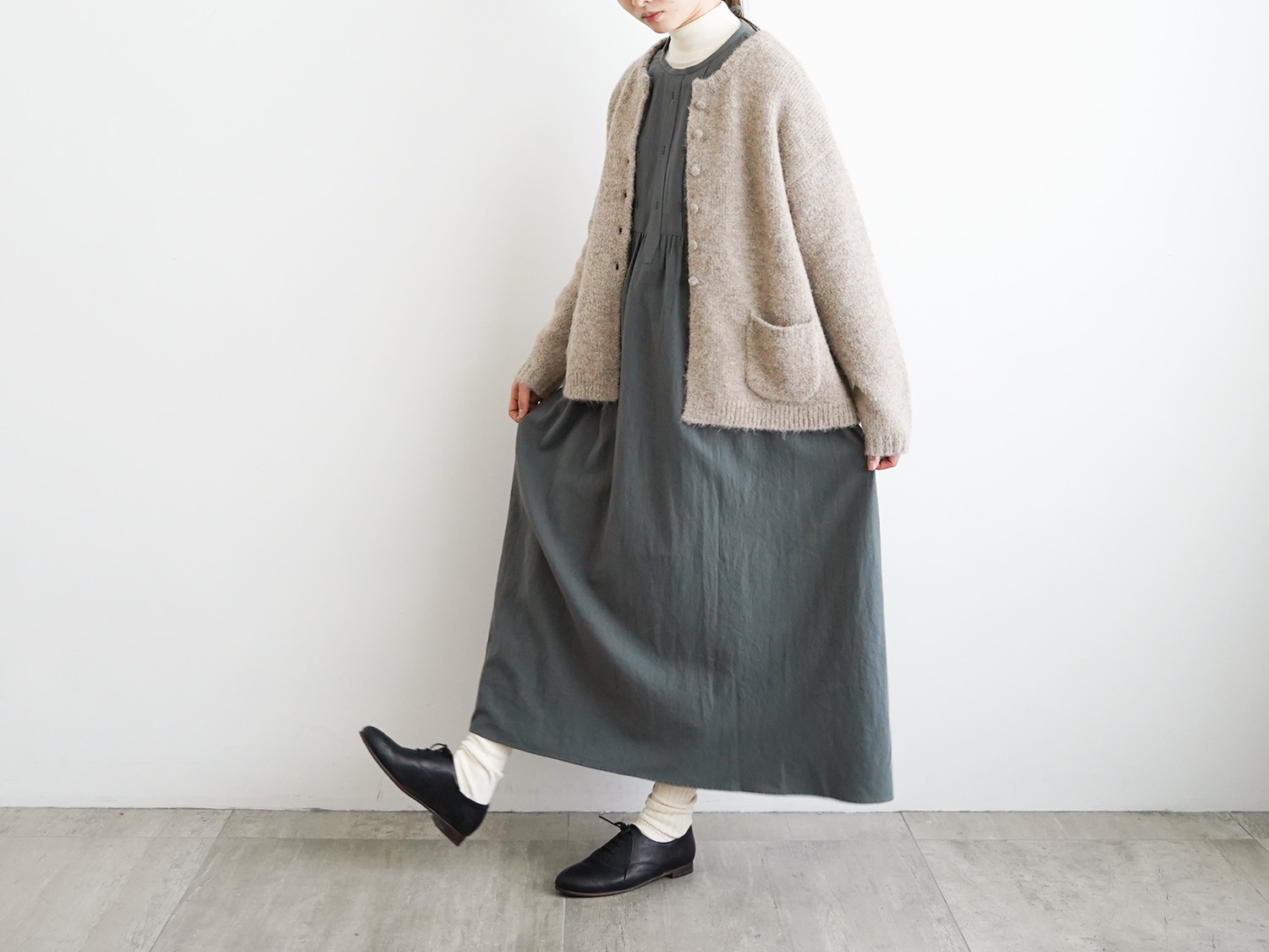 オオカミとフクロウ オオカミと虹の始まりと白綿と“ワンピース