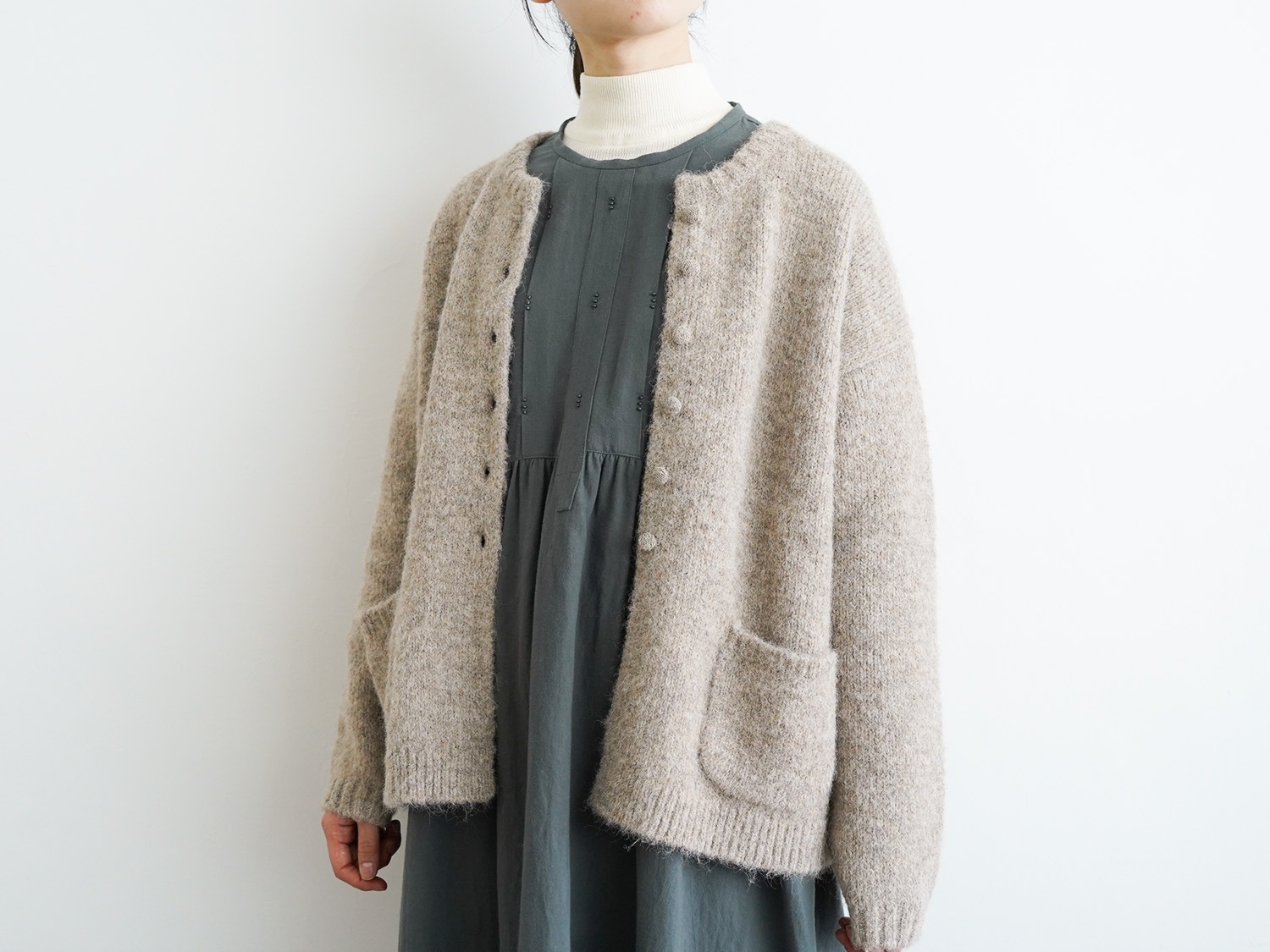 オオカミとフクロウ オオカミと虹の始まりと白綿と“ワンピース