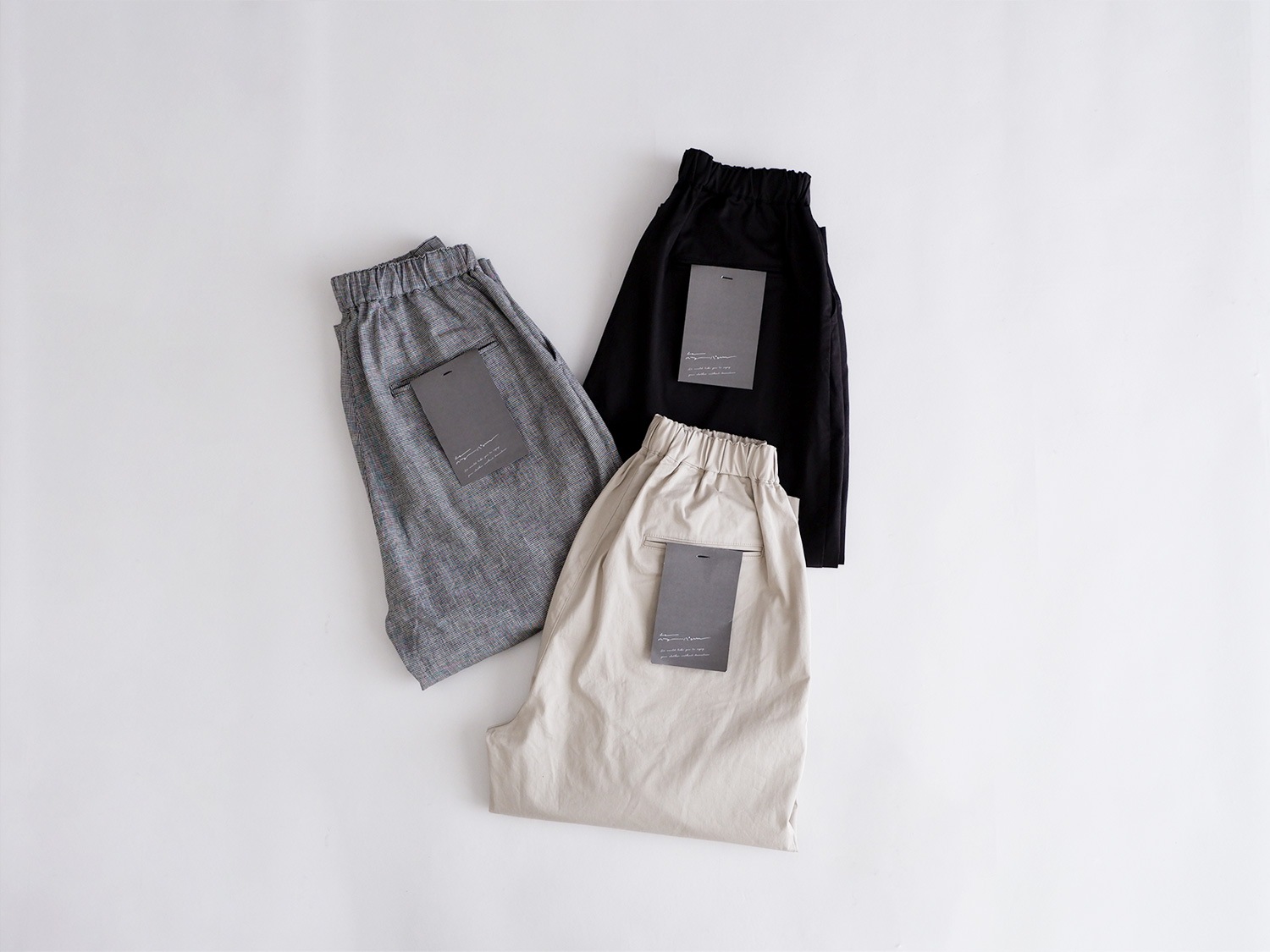 オローネ ニューバルーンパンツ