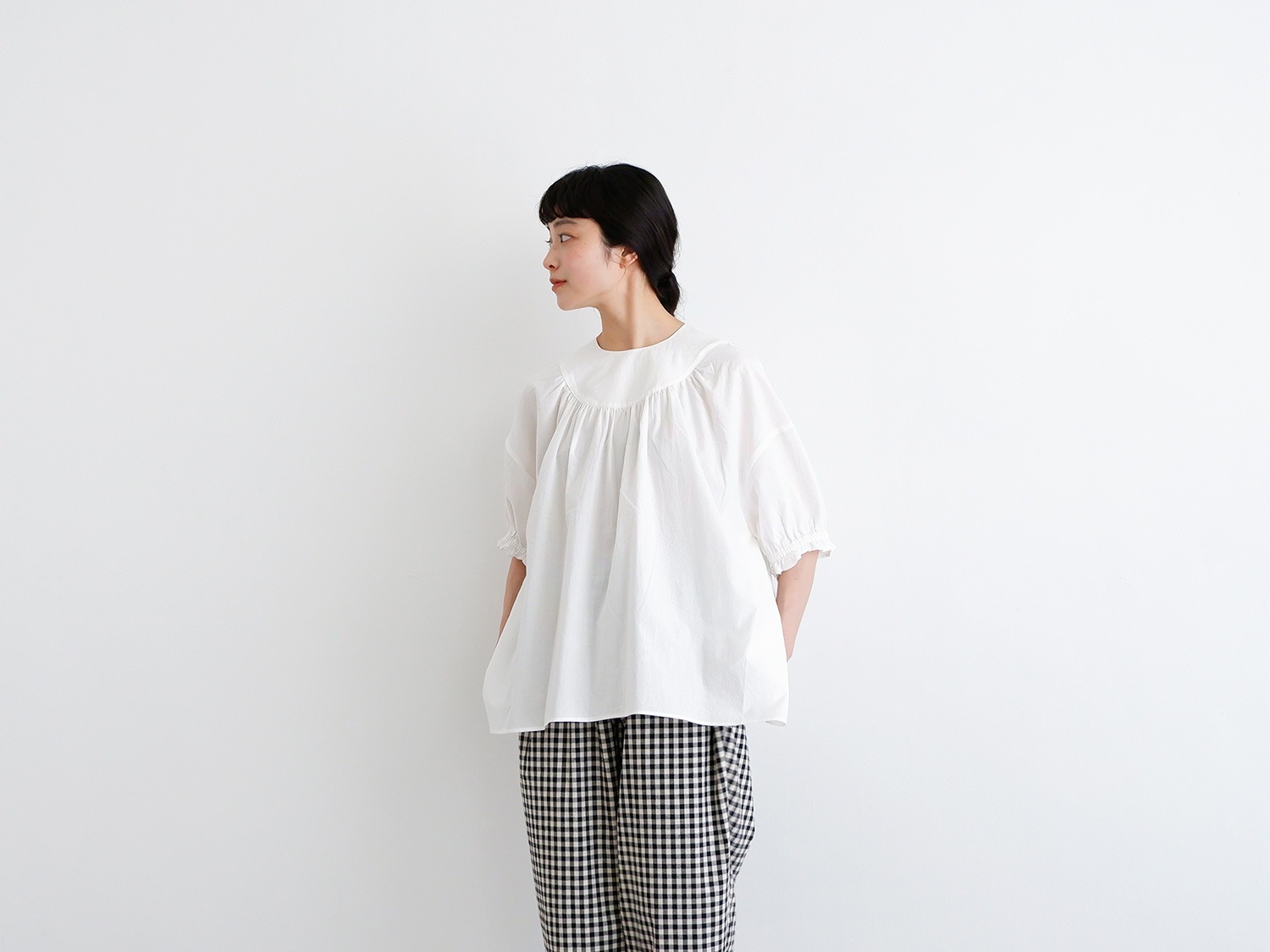 30%OFF】オオカミとフクロウ オオカミと小さな双葉のしずく