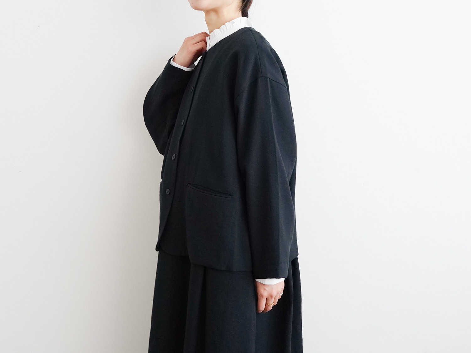 オローネ アルネジャケット ブラック tandey オローネ シャルロットジャケット | オローネ | TANDEY ONLINE STORE