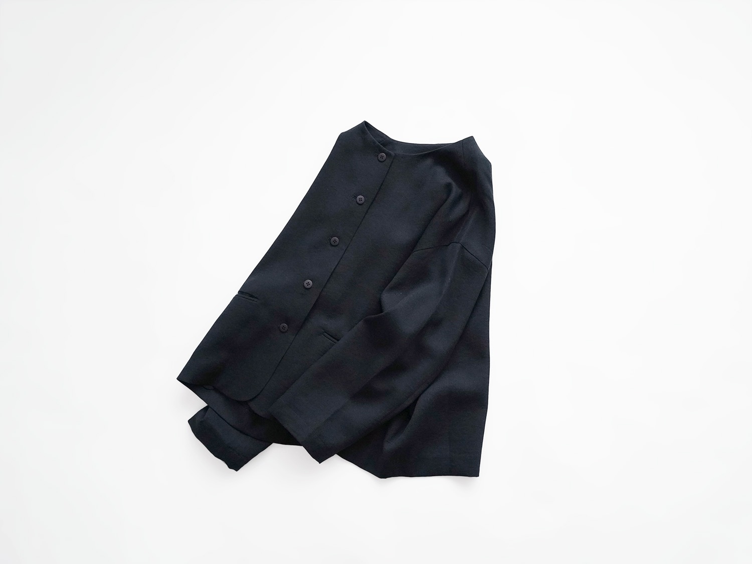 オローネ アルネジャケット ブラック tandey オローネ シャルロットジャケット | オローネ | TANDEY ONLINE STORE
