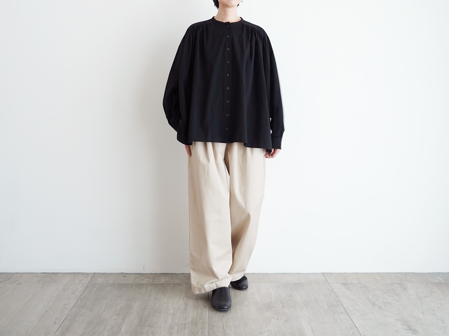美品 オローネ　バルーンパンツ(通年用) オローネ バルーンワイドパンツ（通年用） | BOTTOMS | TANDEY