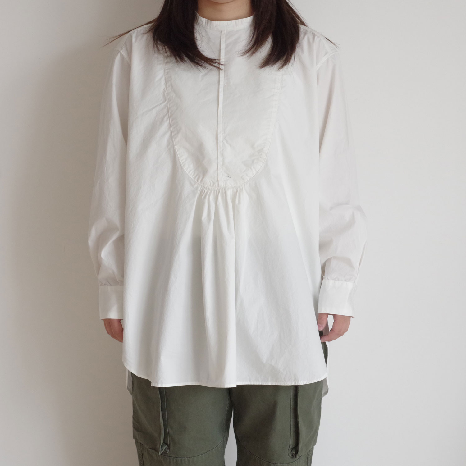 outil ウティ : CHEMISIER COPRSIER (WHITE) バックオープンシャツ