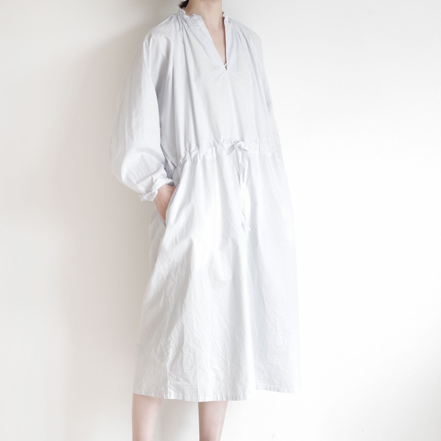 outil ウティ : ROBE OSSES ワンピース | OUTIL | trip&things 通販・販売