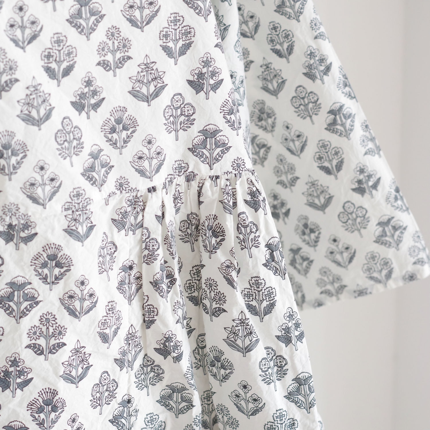 AODRESS �����ɥ쥹 : boat neck all spice dress (mono flowers) �ե��ץ��ȥ������ȥ꡼���ԡ���