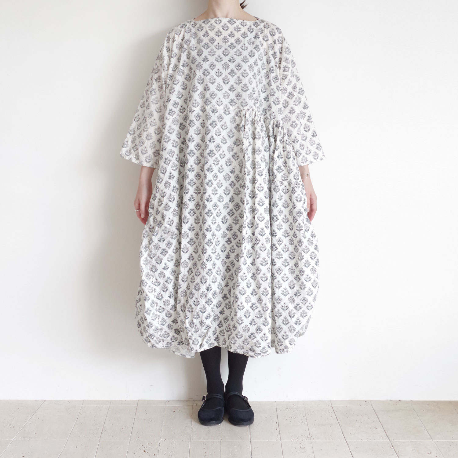 AODRESS �����ɥ쥹 : boat neck all spice dress (mono flowers) �ե��ץ��ȥ������ȥ꡼���ԡ���