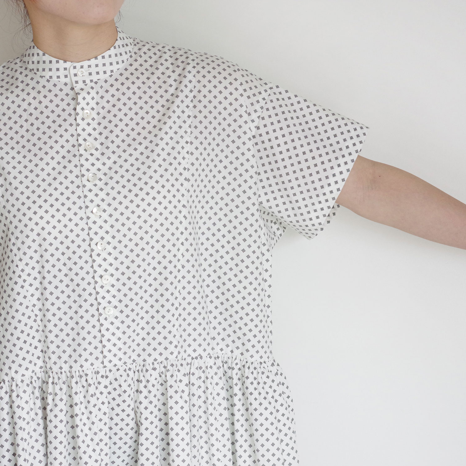 the last flower of the afternoon : Ǥ half sleeve shirt dress