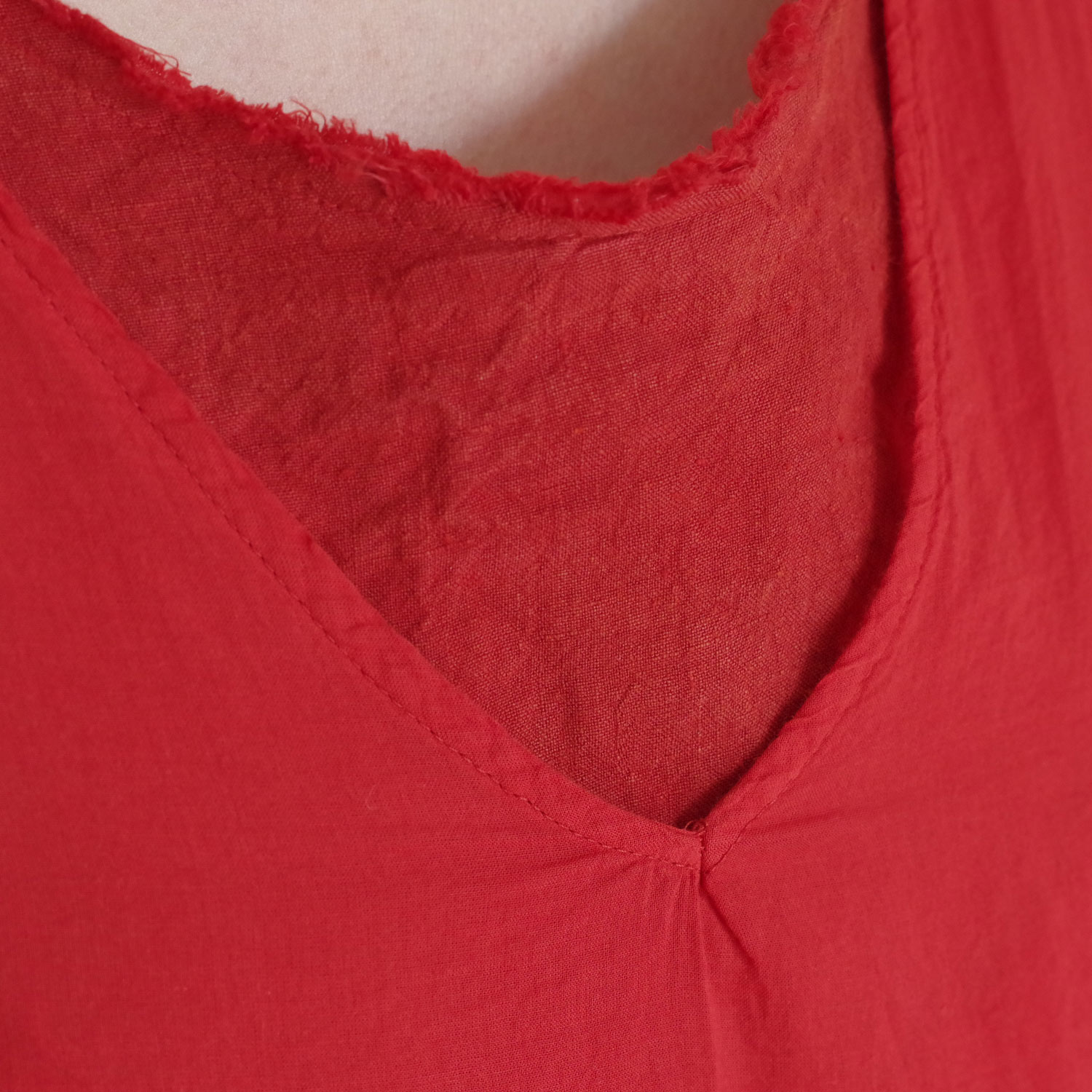 H+ HANNOH WESSEL ���å���ץ�她���Ρ��������� : DRESS Robby(VERMILLION) V�ͥå����ԡ���