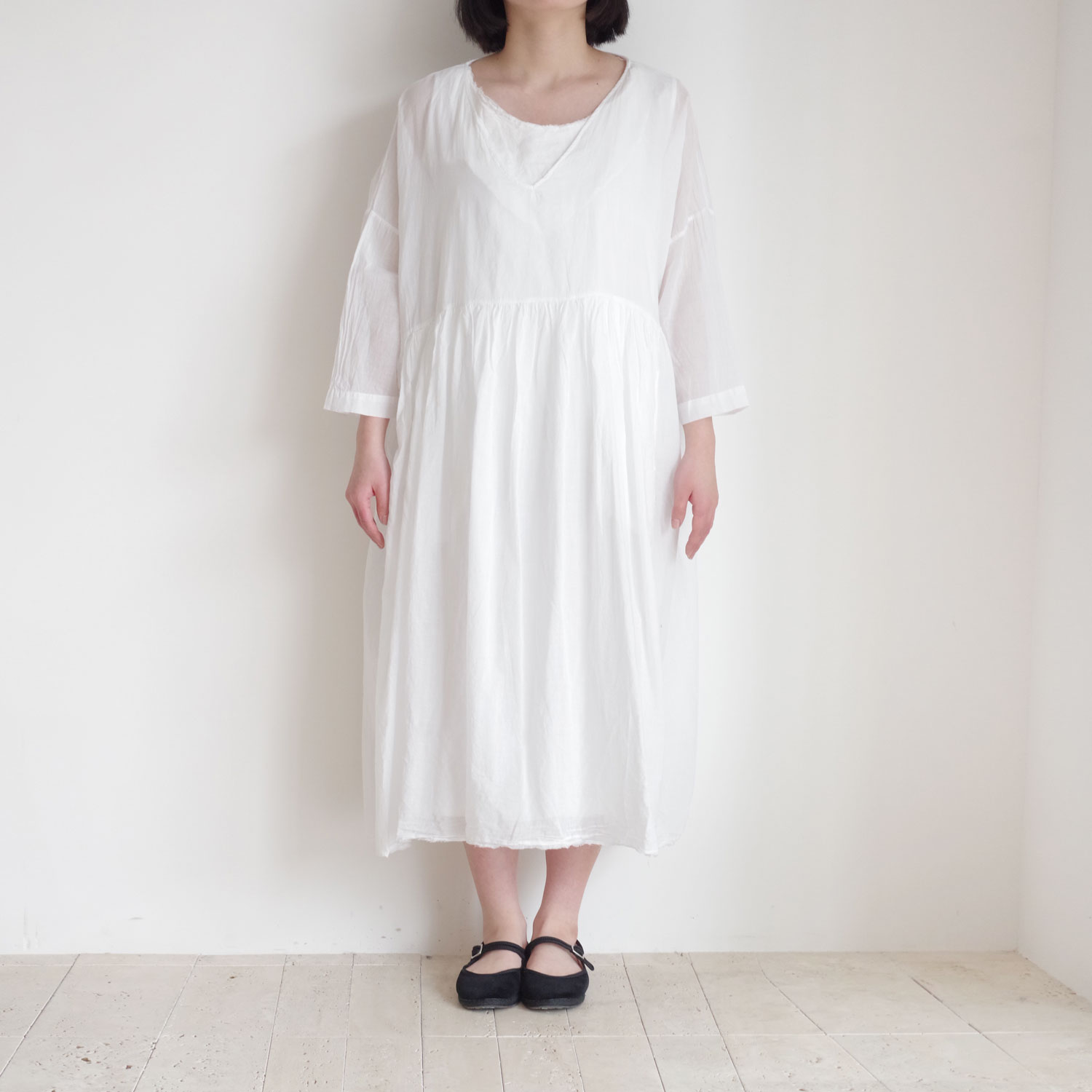 H+ HANNOH WESSEL ���å���ץ�她���Ρ��������� : DRESS Robby(White) V�ͥå����ԡ���