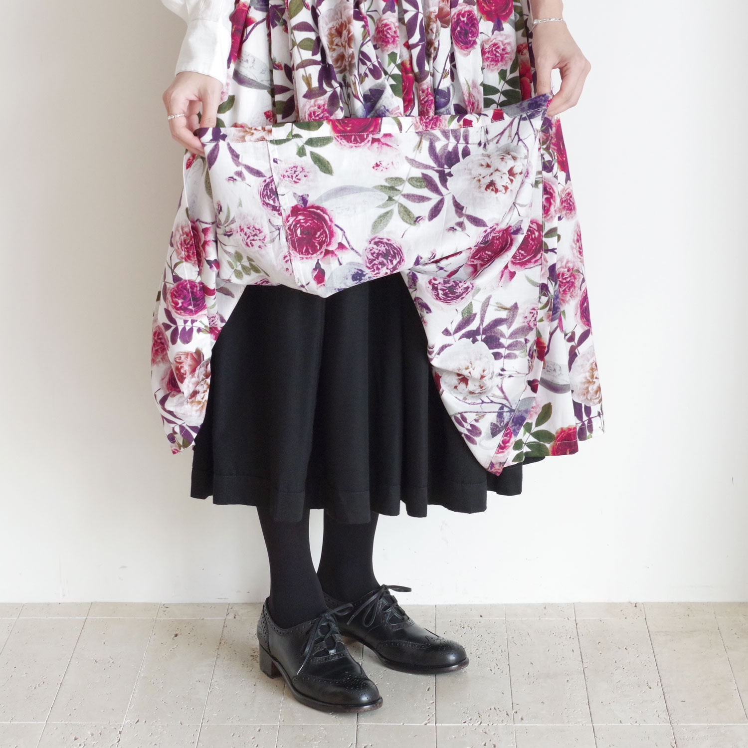 ECOLE DE CURIOSITES ��������ɥ���ꥪ���� : SOLANGE (ROSES��WHITE) ��С����֥륹������