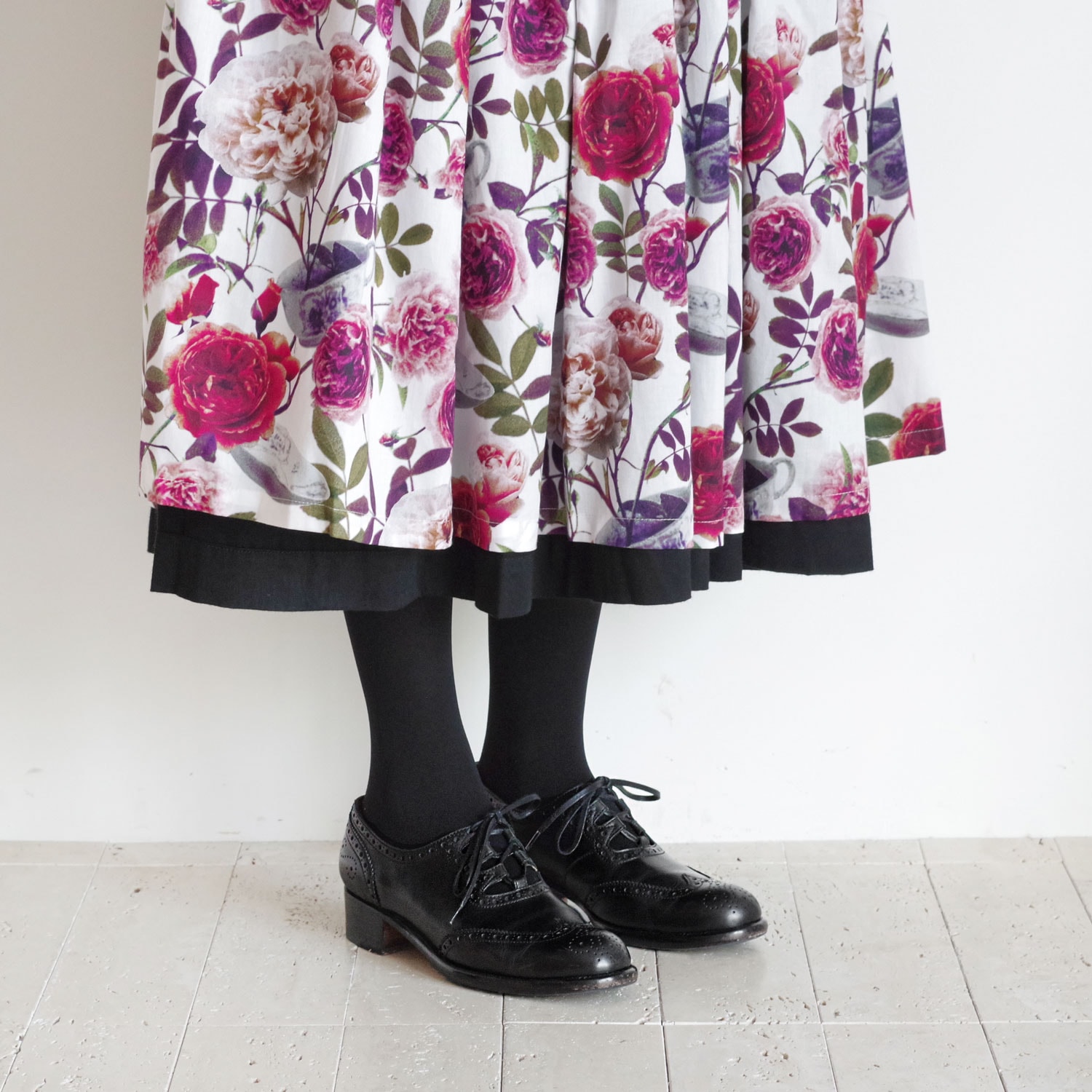 ECOLE DE CURIOSITES ��������ɥ���ꥪ���� : SOLANGE (ROSES��WHITE) ��С����֥륹������