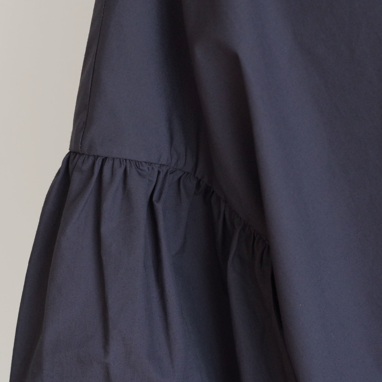 ECOLE DE CURIOSITES ��������ɥ���ꥪ���� : BASIL �����ץ饤���������