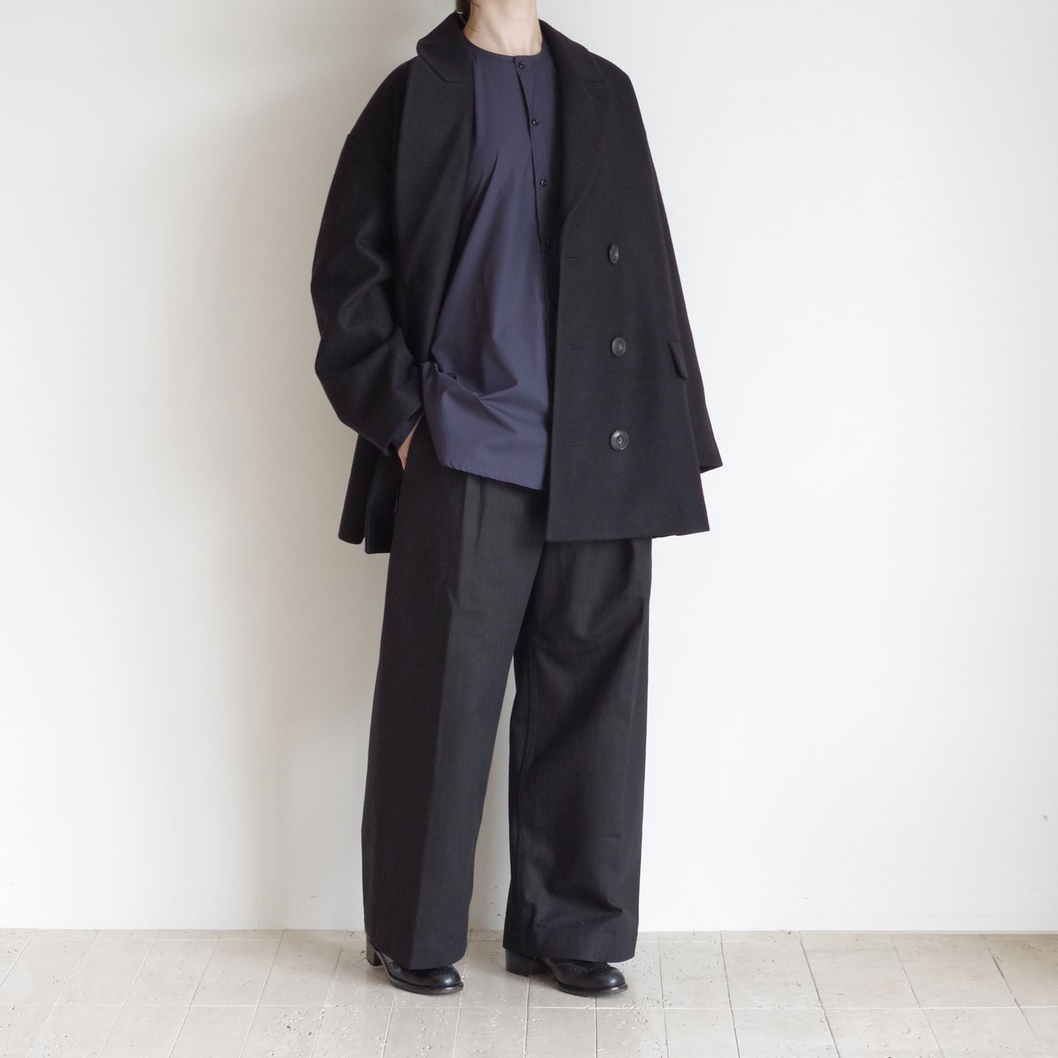 ECOLE DE CURIOSITES ��������ɥ���ꥪ���� : BASIL �����ץ饤���������