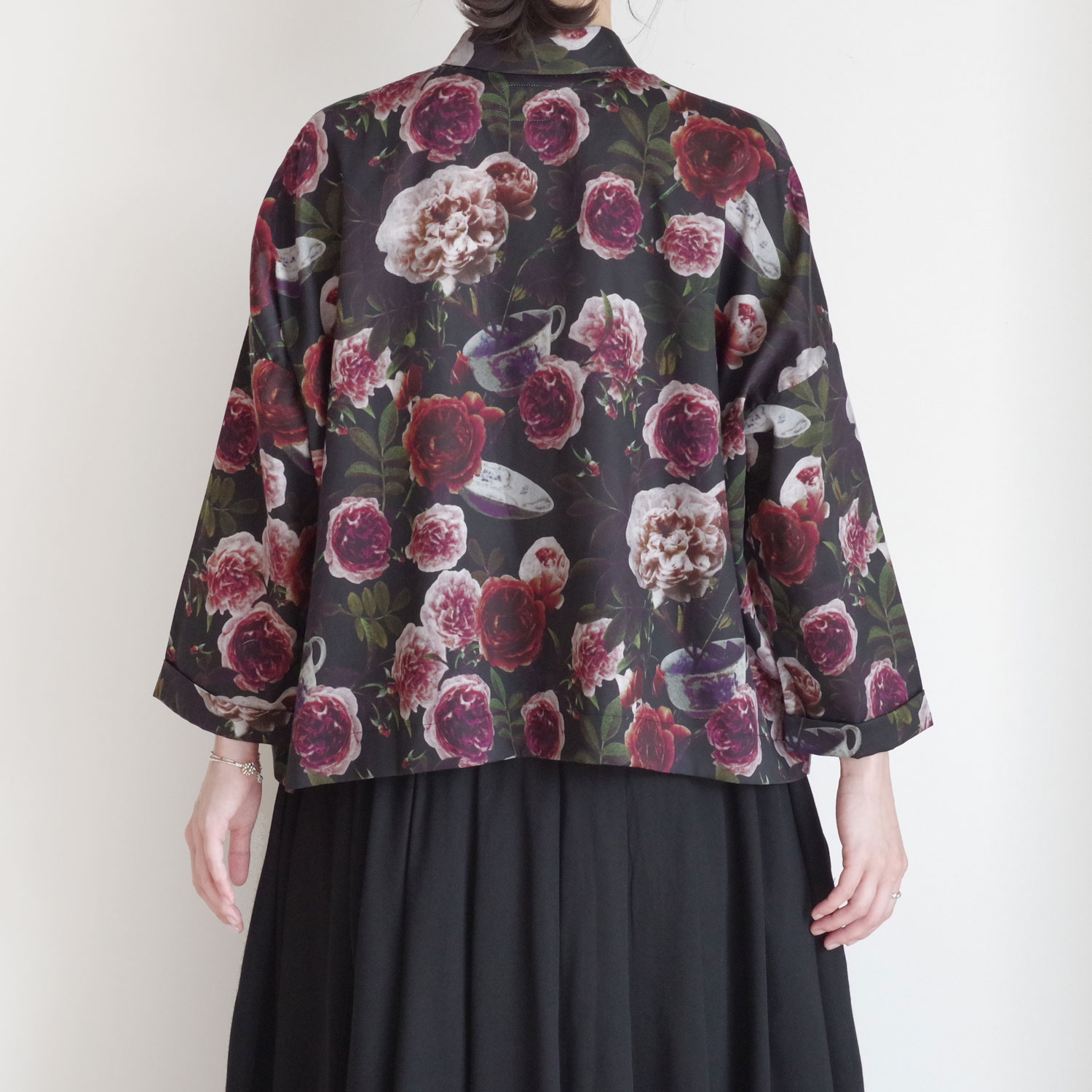 ECOLE DE CURIOSITES ��������ɥ���ꥪ���� : BRIGITTE (ROSES��BLACK) �ץ��ȥ֥饦��