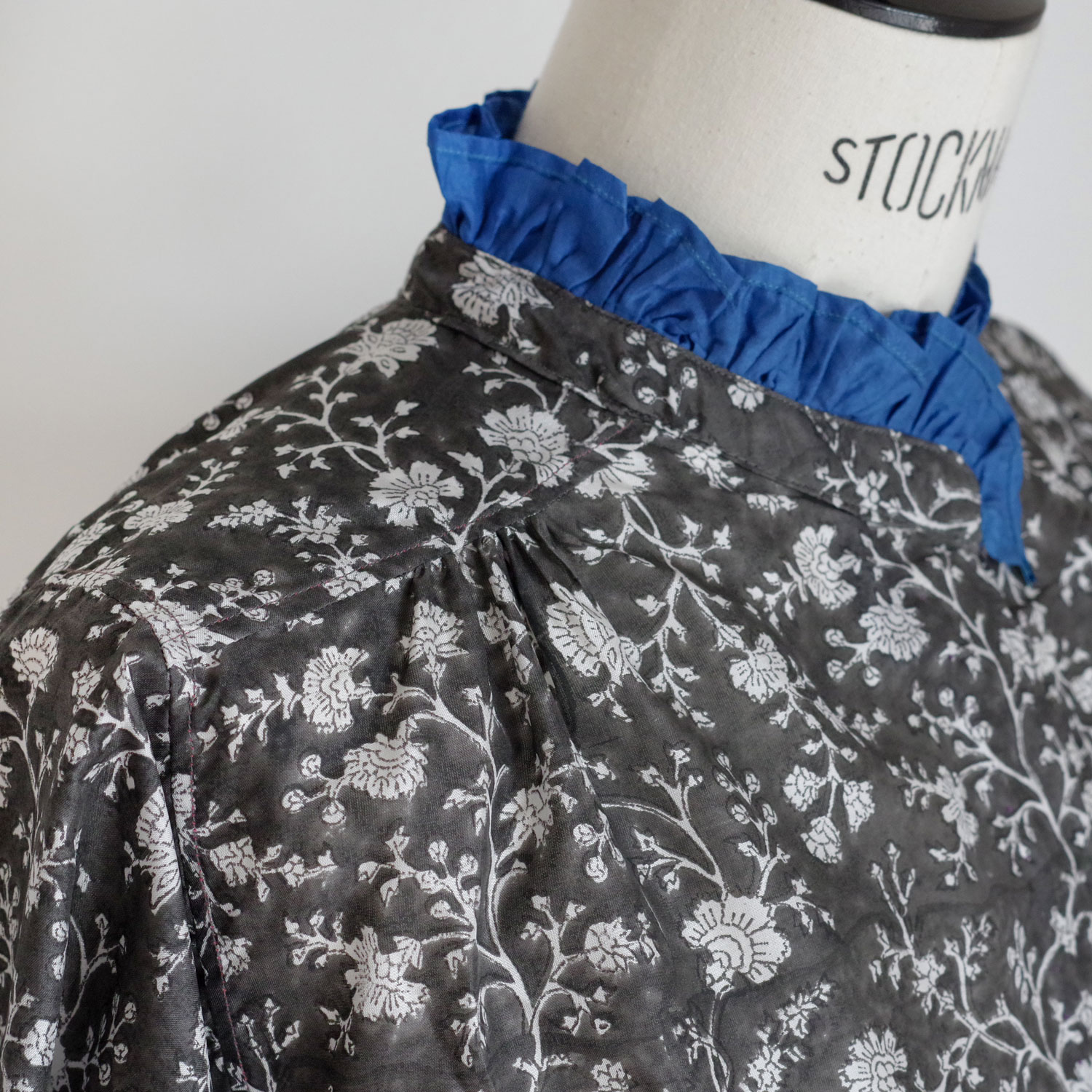 injiri 󥸥 : Folklore-84 ֥åץȥ륯֥饦