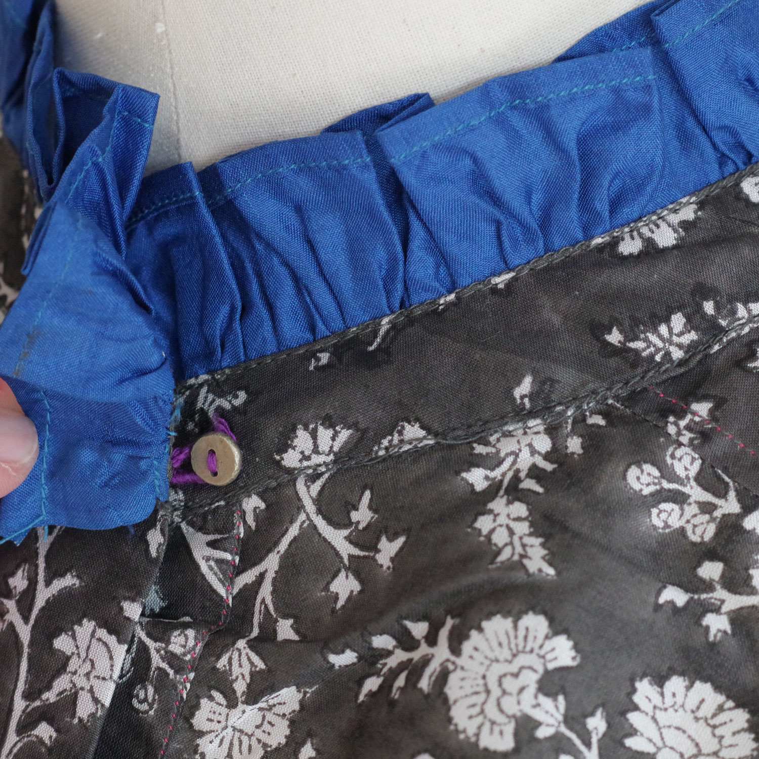 injiri 󥸥 : Folklore-84 ֥åץȥ륯֥饦