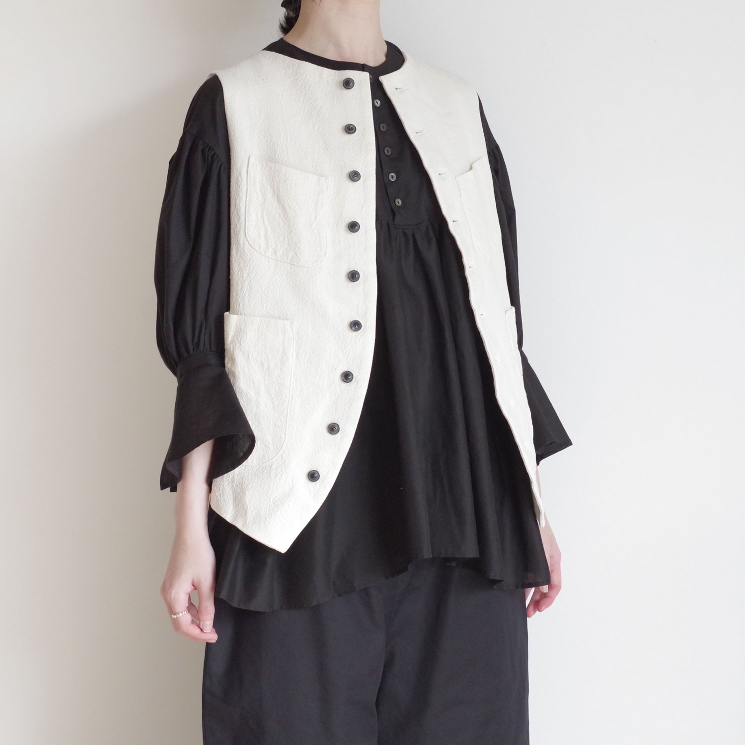 the last flower of the afternoon�������Τ��뤷 Poet vest
